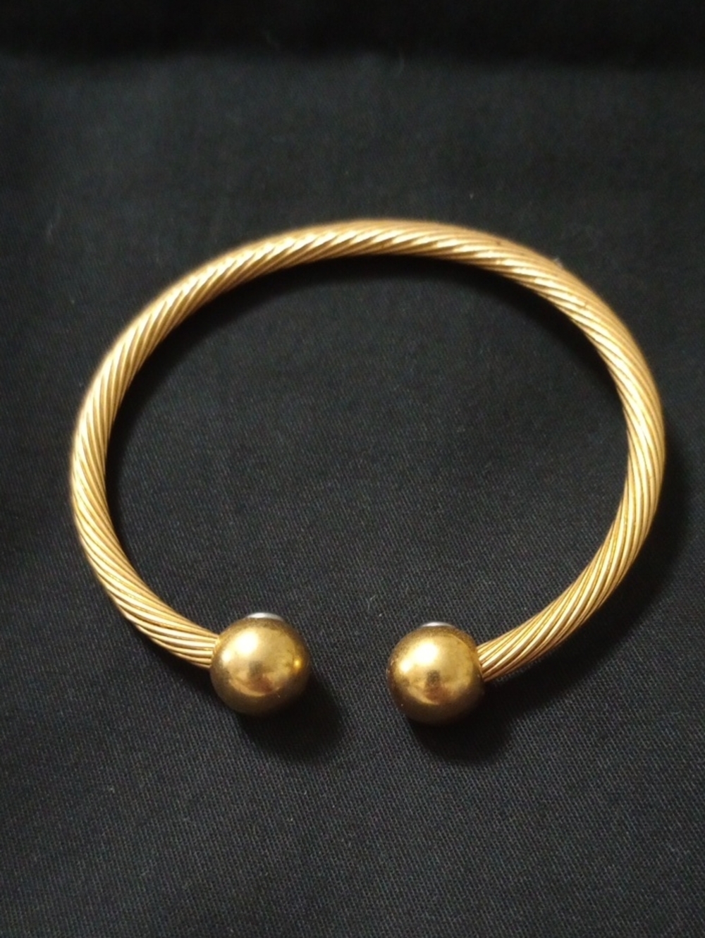 Neiman Marcus Gold Twisted Cable Open Bangle Bracelet